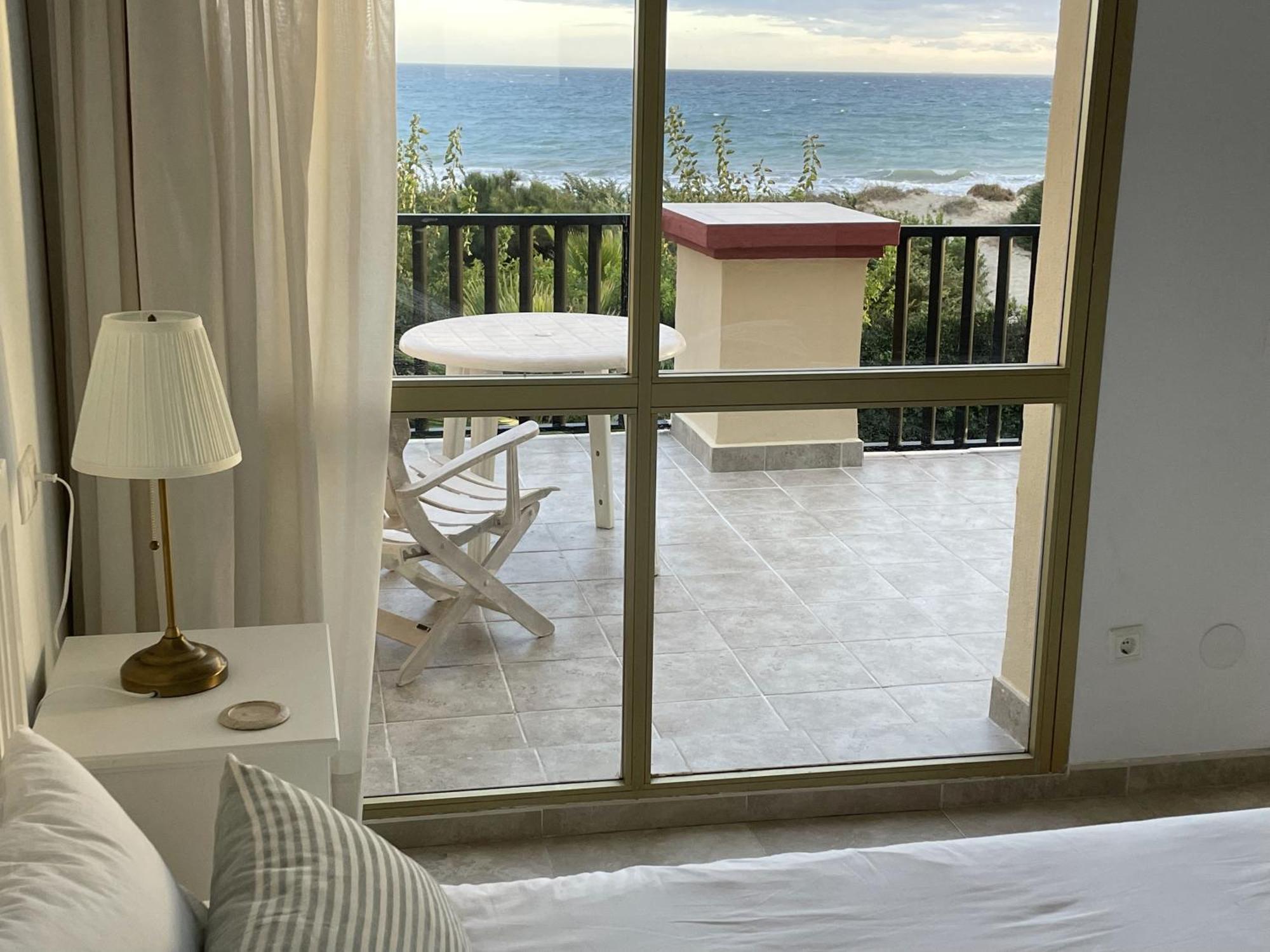 Estudio Con Insuperables Vistas Al Mar: Aparcamiento Marbella Luaran gambar