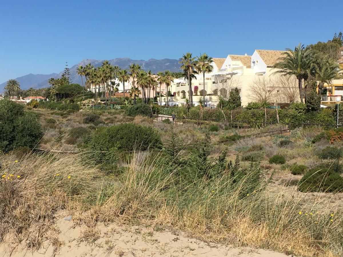 Estudio Con Insuperables Vistas Al Mar: Aparcamiento Marbella Luaran gambar