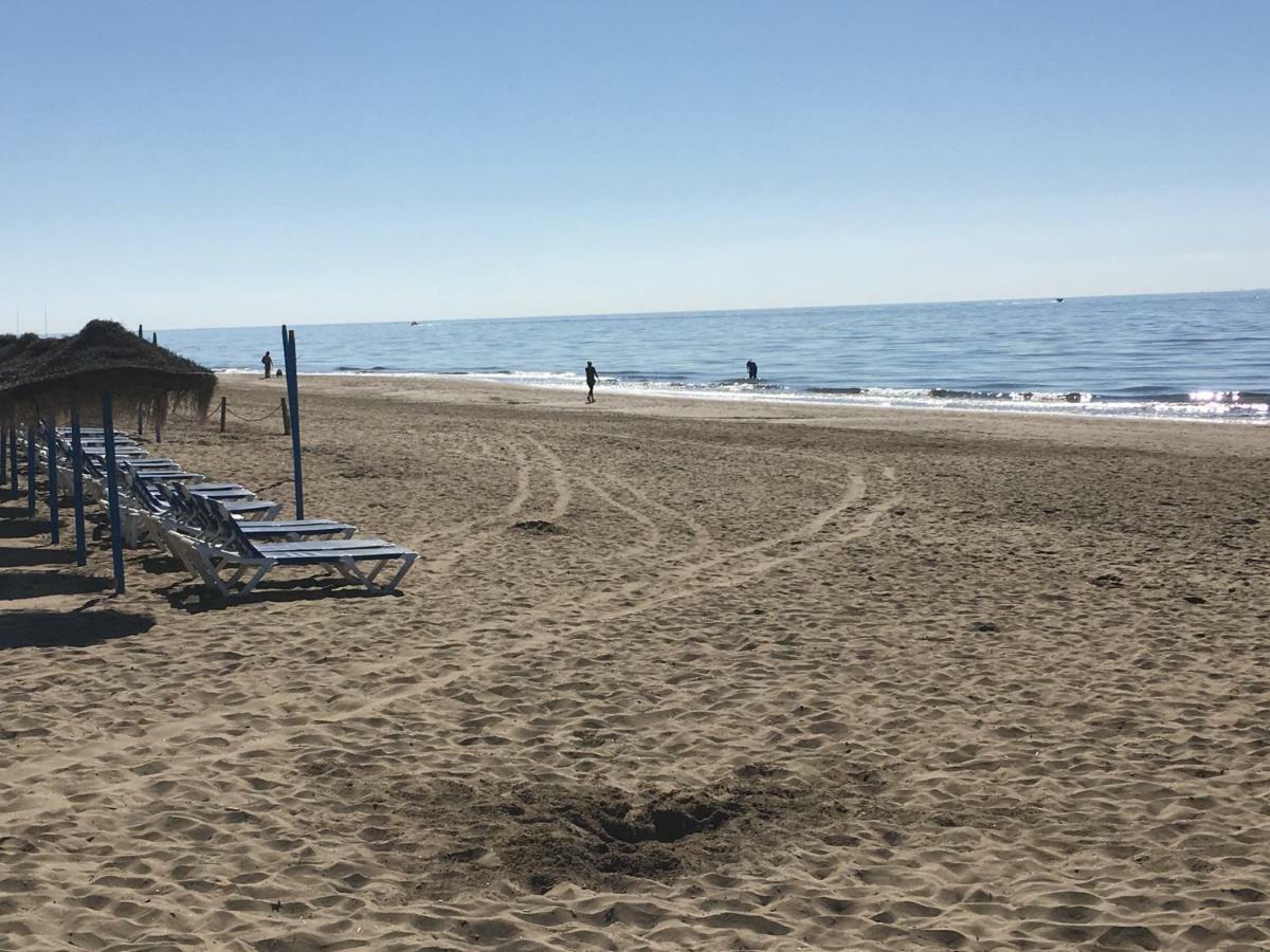 Estudio Con Insuperables Vistas Al Mar: Aparcamiento Marbella Luaran gambar
