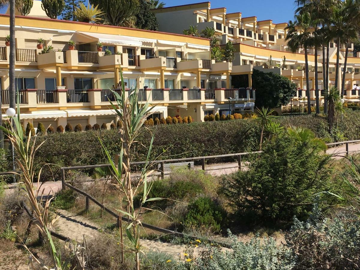 Estudio Con Insuperables Vistas Al Mar: Aparcamiento Marbella Luaran gambar
